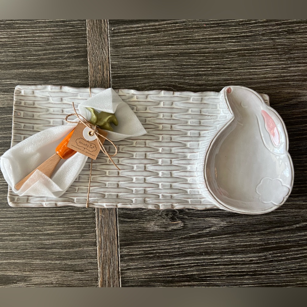 NWT MudPieWhite Ceramic Bunny Serving Tray